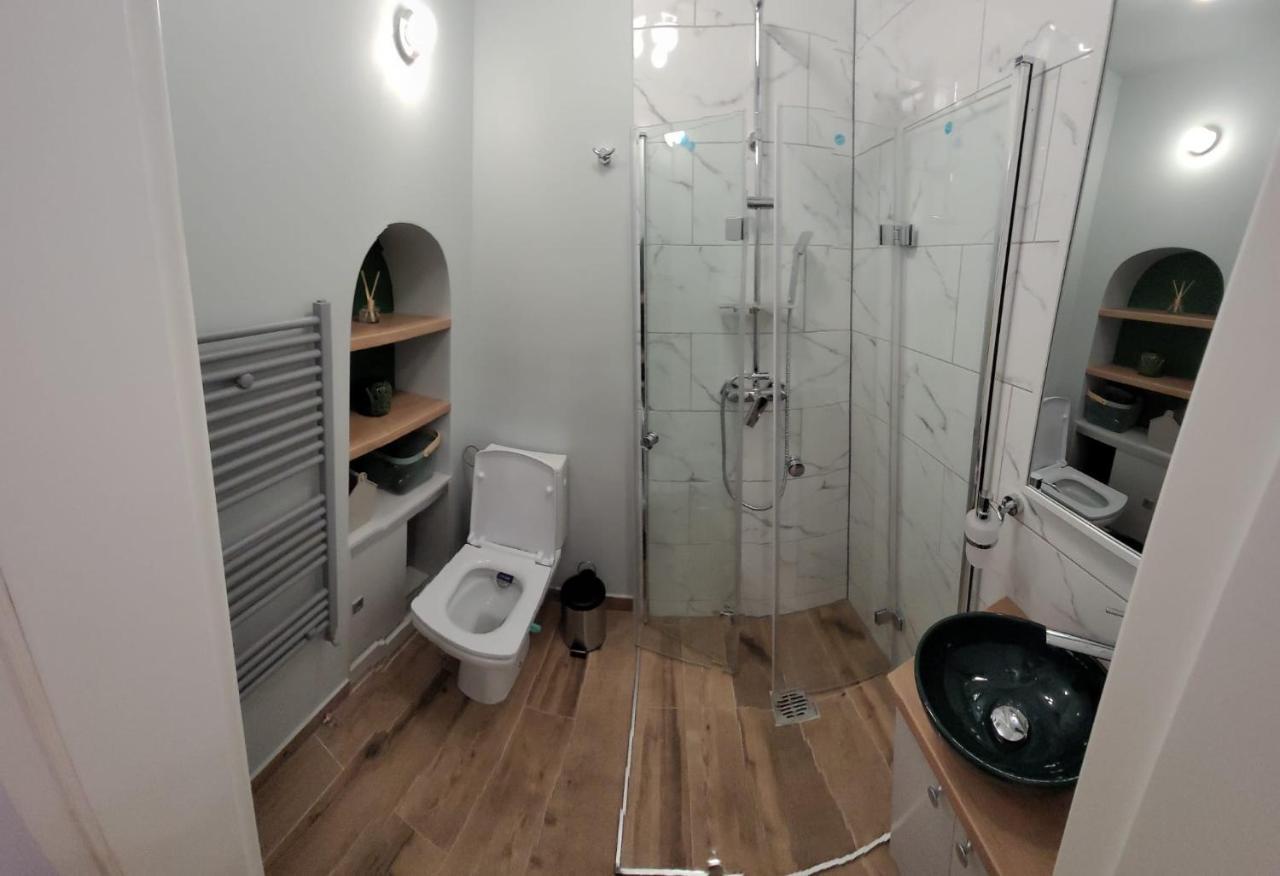B8 - Spacious, Charming Apartment In Central Sibiu Esterno foto